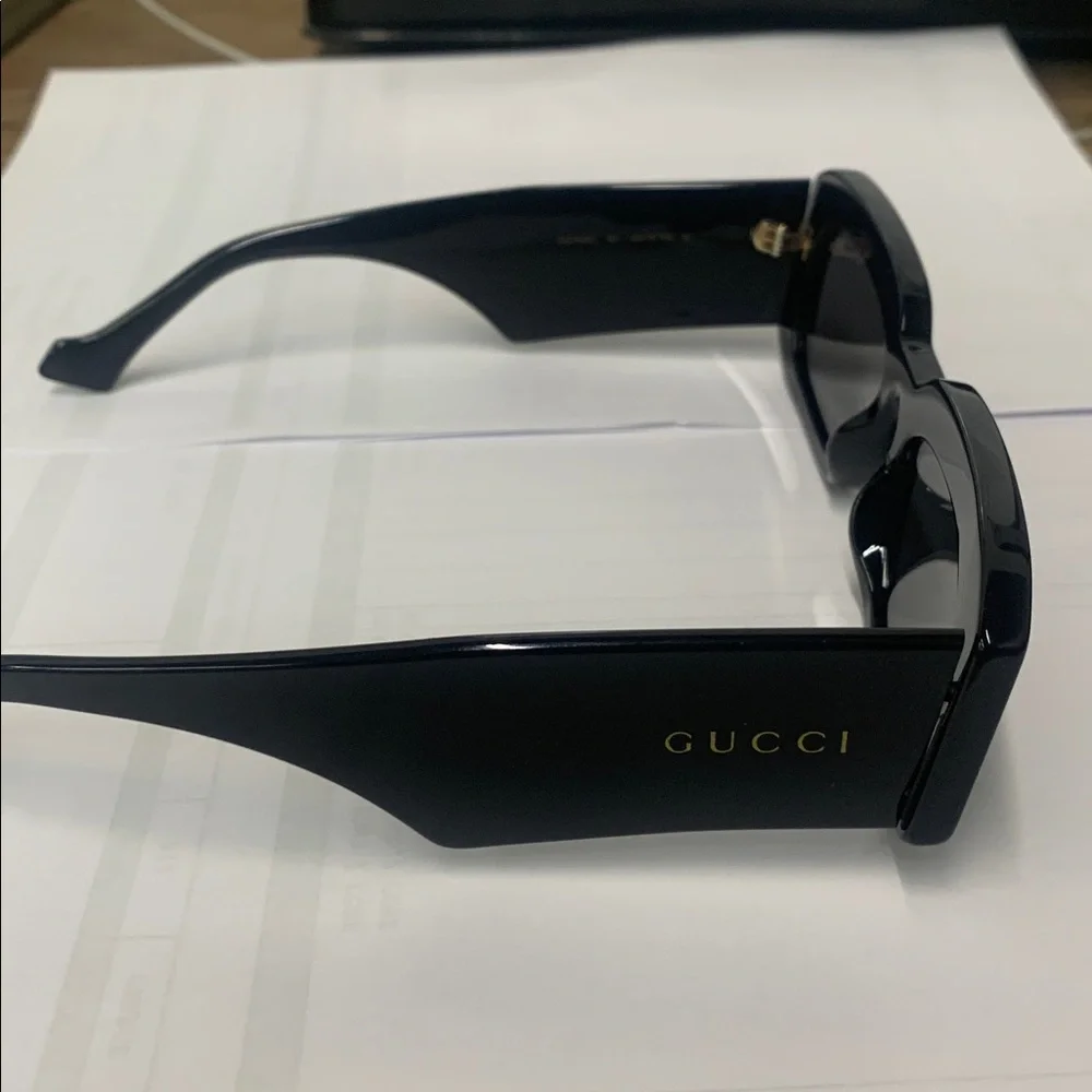 Gucci Black Smart Glasses